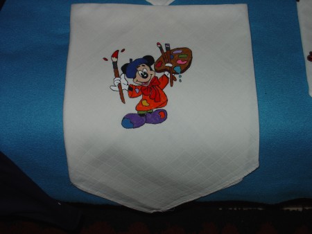 Mickey Pintor, toda pintada á mão